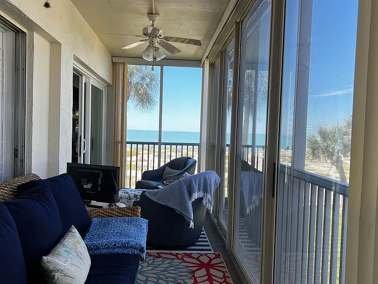 1150 Tarpon Center Dr #201 — Photo 47