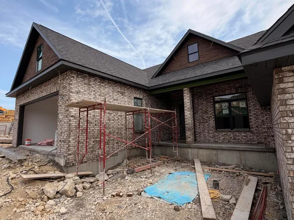 3410 Timber Ridge Ln, Jefferson City, MO 65109