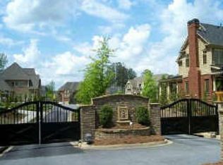 5123 Creek Walk Cir, Peachtree Corners, GA 30092