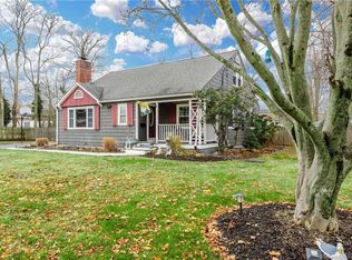 28 Sunset Ave, Meriden, CT 06450