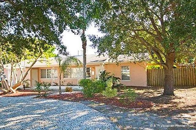 1st image of 328 Bayshore Dr