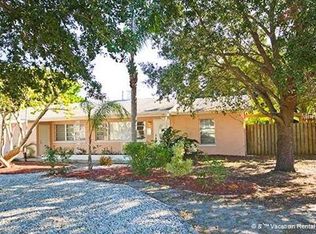 328 Bayshore Dr, Venice, FL 34285