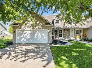 N1066 Vander Maazen Dr, Greenville, WI 54942