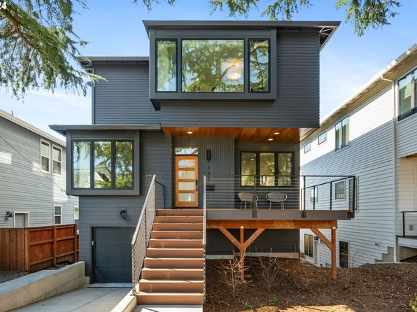 1525 SE 57th Ave, Portland, OR 97215