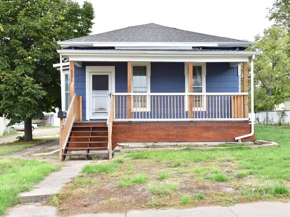 111 S Central Ave, Pierre, SD 57501