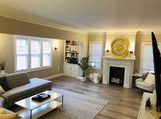 2509 N Cramer St #2509, Milwaukee, WI 53211