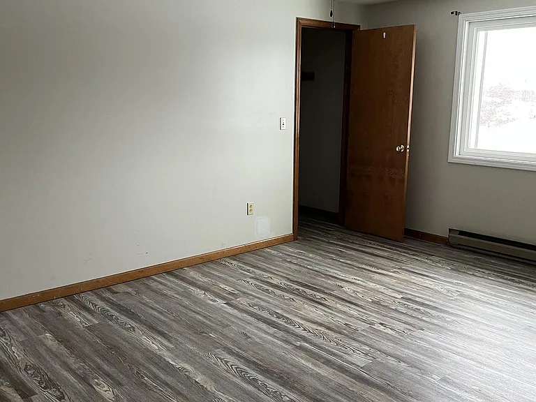 2175 Violet Cir #4 — Photo 4