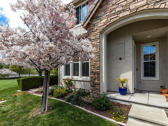 5th image of 6229 Shadow Hill Dr