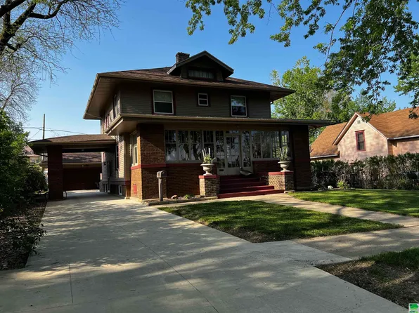 730 W Main St, Cherokee, IA 51012