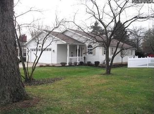 1224 N Crater Ave, Dover, OH 44622