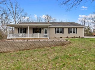 5051 Port Perry Dr, Perryville, MO 63775