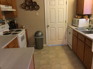 5950 Springdale Dr, Crestview, FL 32539