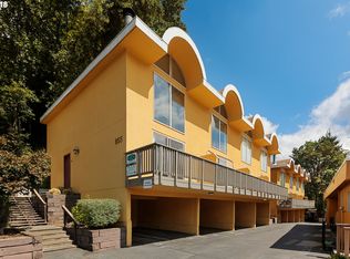 855 SW Broadway Dr APT 22, Portland, OR 97201