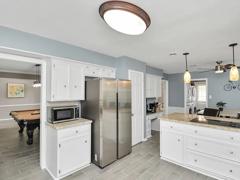 1807 Saddlecreek Dr — Photo 42