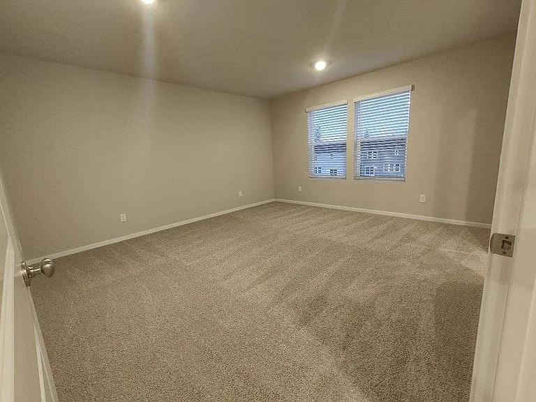 1429 SW Pendleton Way — Photo 15