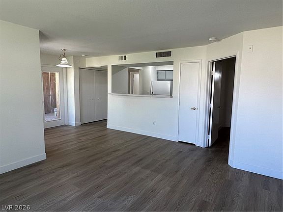 2nd image of 1150 N Buffalo Dr APT 1005