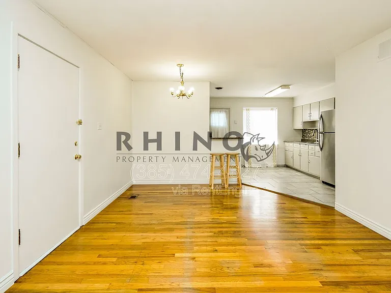 1154 W Fremont Ave — Photo 3