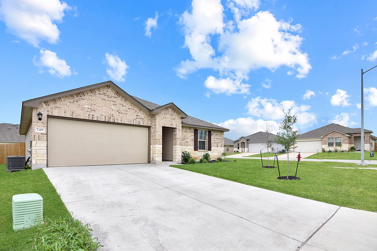 Building Photo - 749 Jersey Ct