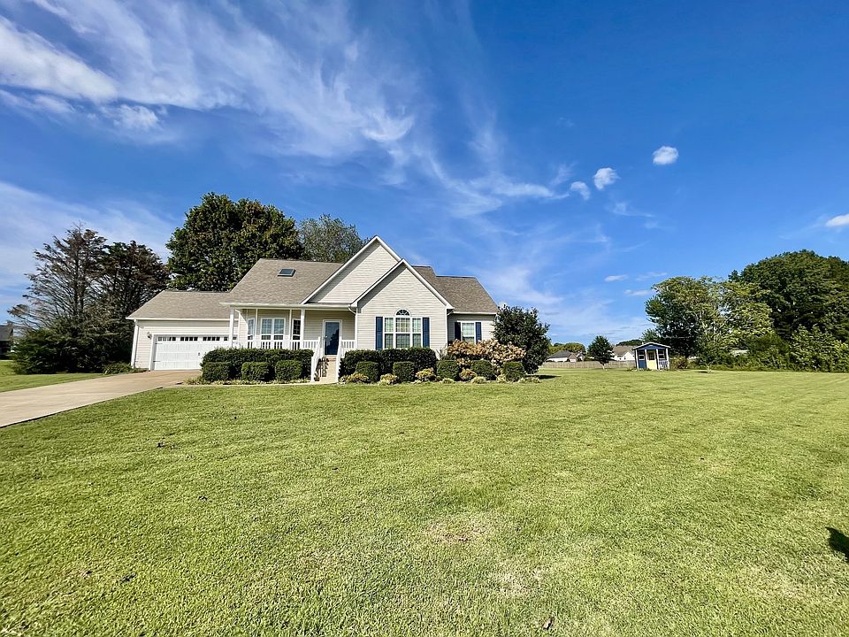 1st image of 40 Harding Rd