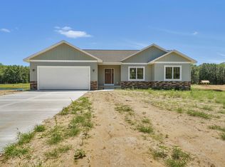 9132 Alex Dr #13, Coopersville, MI 49404
