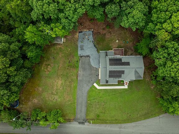 3rd image of 11434 Pleasant Dr