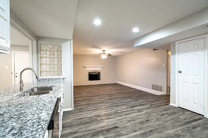 1121 Via Del Rey — Photo 15