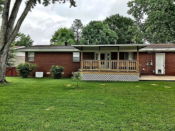 Concrete patio, covered deck