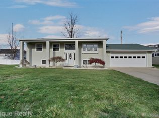 270 Marilyn Blvd, Imlay City, MI 48444