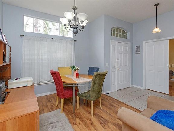 3rd image of 2371 E Timbercrest Dr