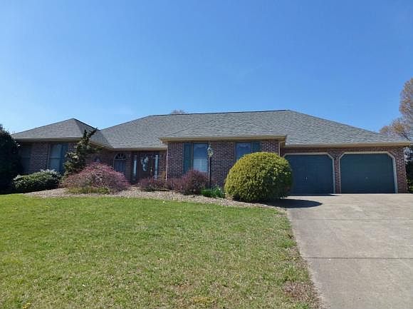 1st image of 111 Heritage Place Dr