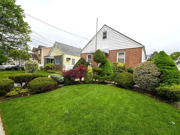 165 Belmont Boulevard, Elmont, NY 11003