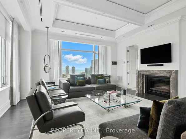 311 Bay St, Toronto, ON