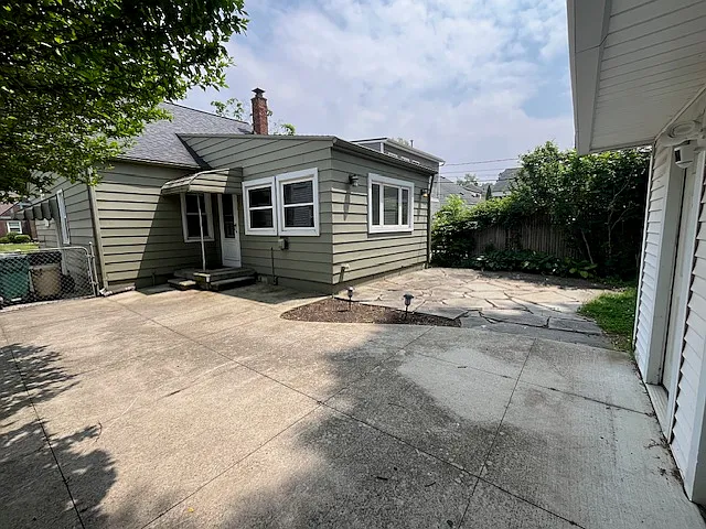 1315 N Altadena Ave — Photo 39