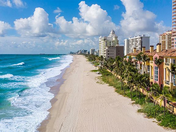 2nd image of 2150 N Ocean Boulevard #IV