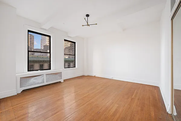 Rented by Living New York | media 35