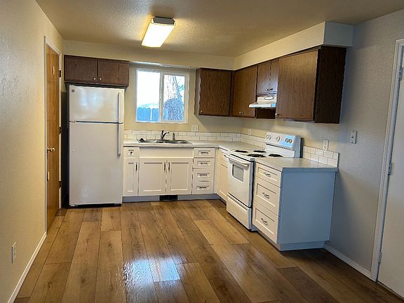 3rd image of 2918 N Jefferson St #4deac9bee