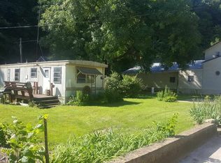 305 Main St, Garnavillo, IA 52049