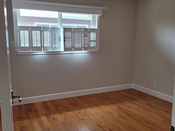 4th image of 3086 Ryan Ave
