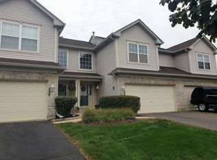 332 Gladstone Ln, Elgin, IL 60120