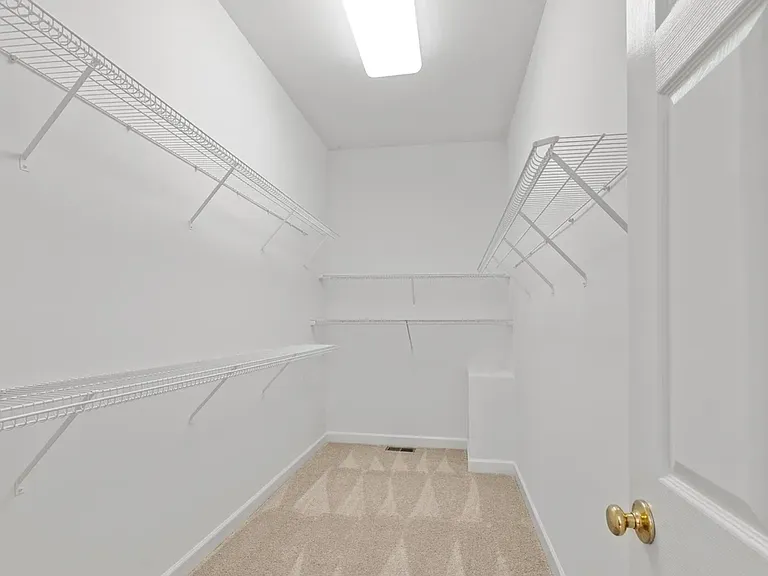 111 Sir Walker Ln — Photo 19