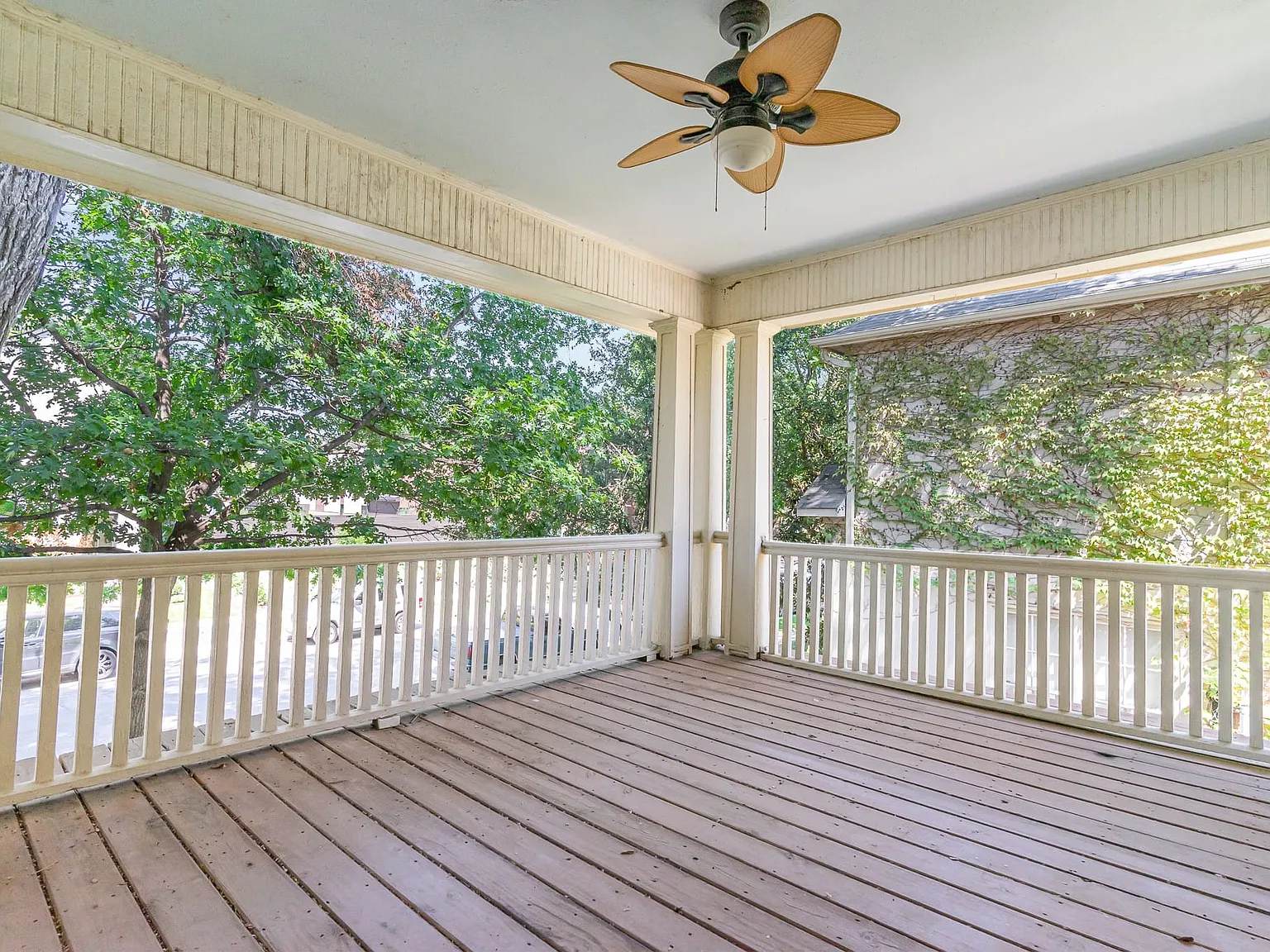 2 bed, 2.0 bath, 1650 sqft, $3,300 — Photo 3