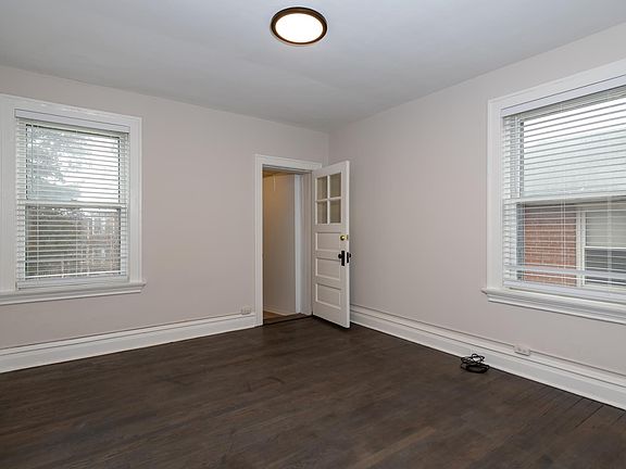 5th image of 1019 Art Hill Pl #1F