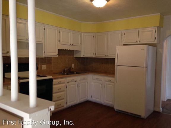 3rd image of 601 Central Ave