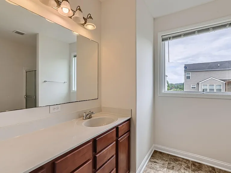 259 Linda Lee Ln — Photo 13