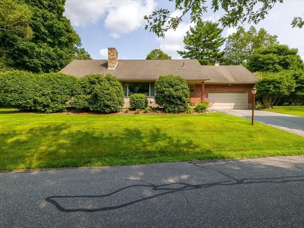 14 Monadnock Dr, Shrewsbury, MA 01545