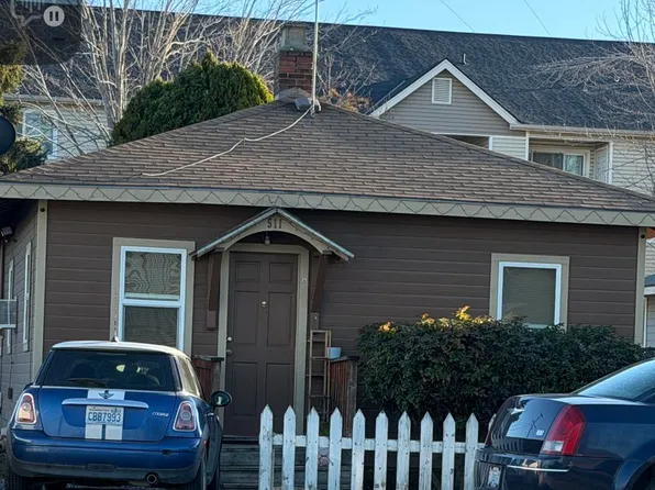 511 Harrison Ave, Sunnyside, WA 98944