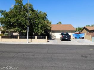 2424 Winwood St, Las Vegas, NV 89108
