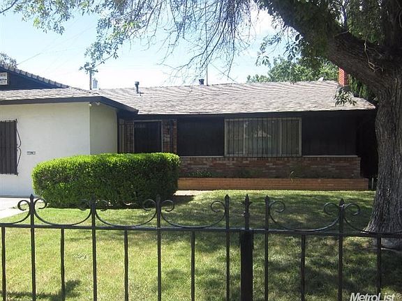 2nd image of 2200 Amanda Way