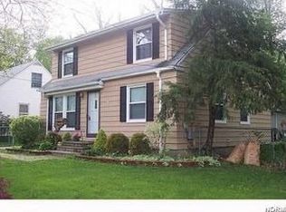 470 Cedarbrook Dr, Painesville, OH 44077