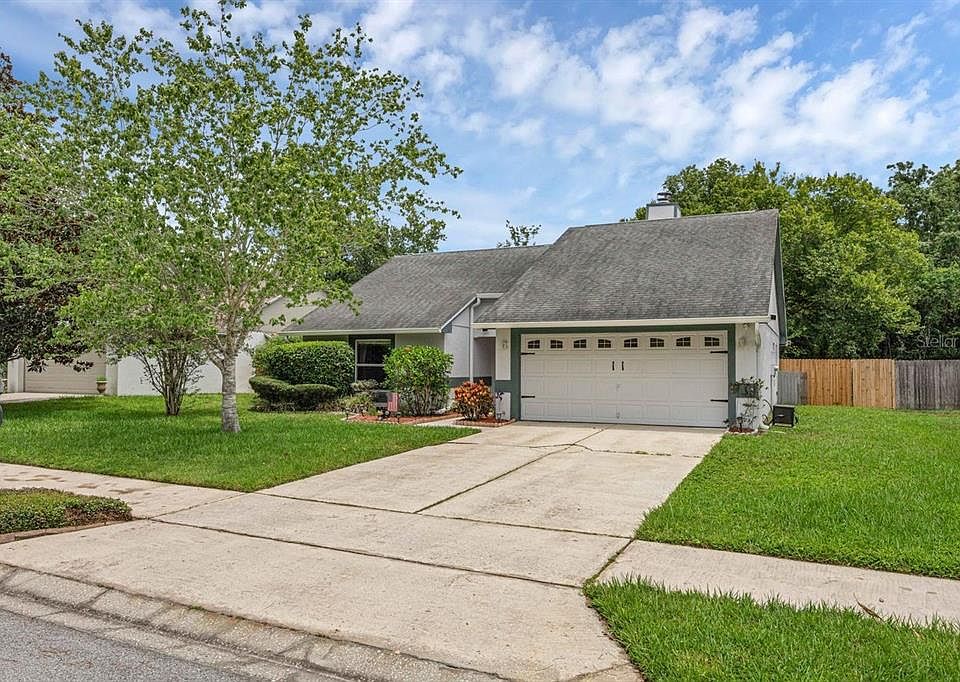 1st image of 1027 Weaver Dr